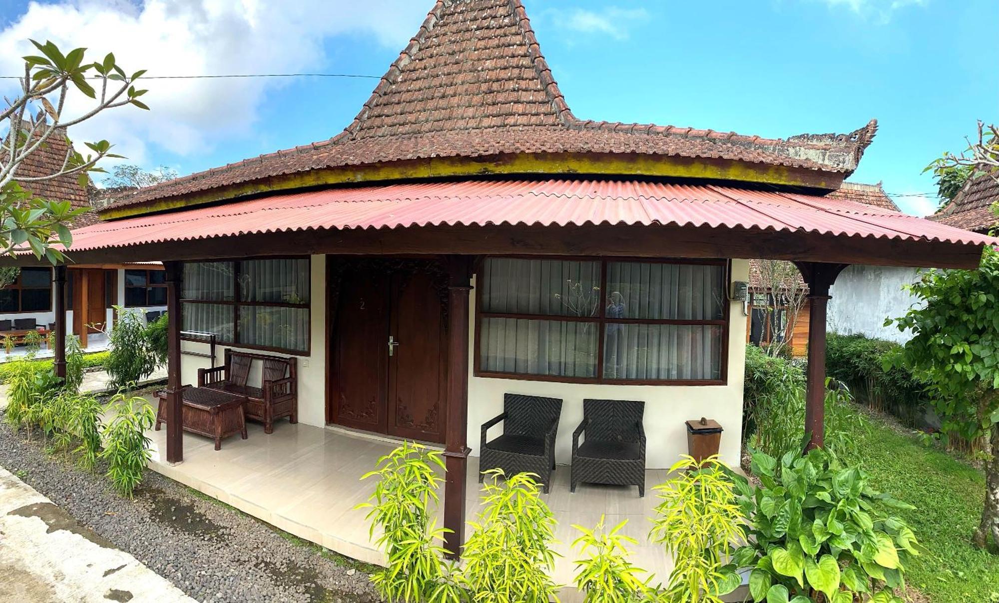 Kampoeng Joglo Ijen Villa Banyuwangi  Exterior photo