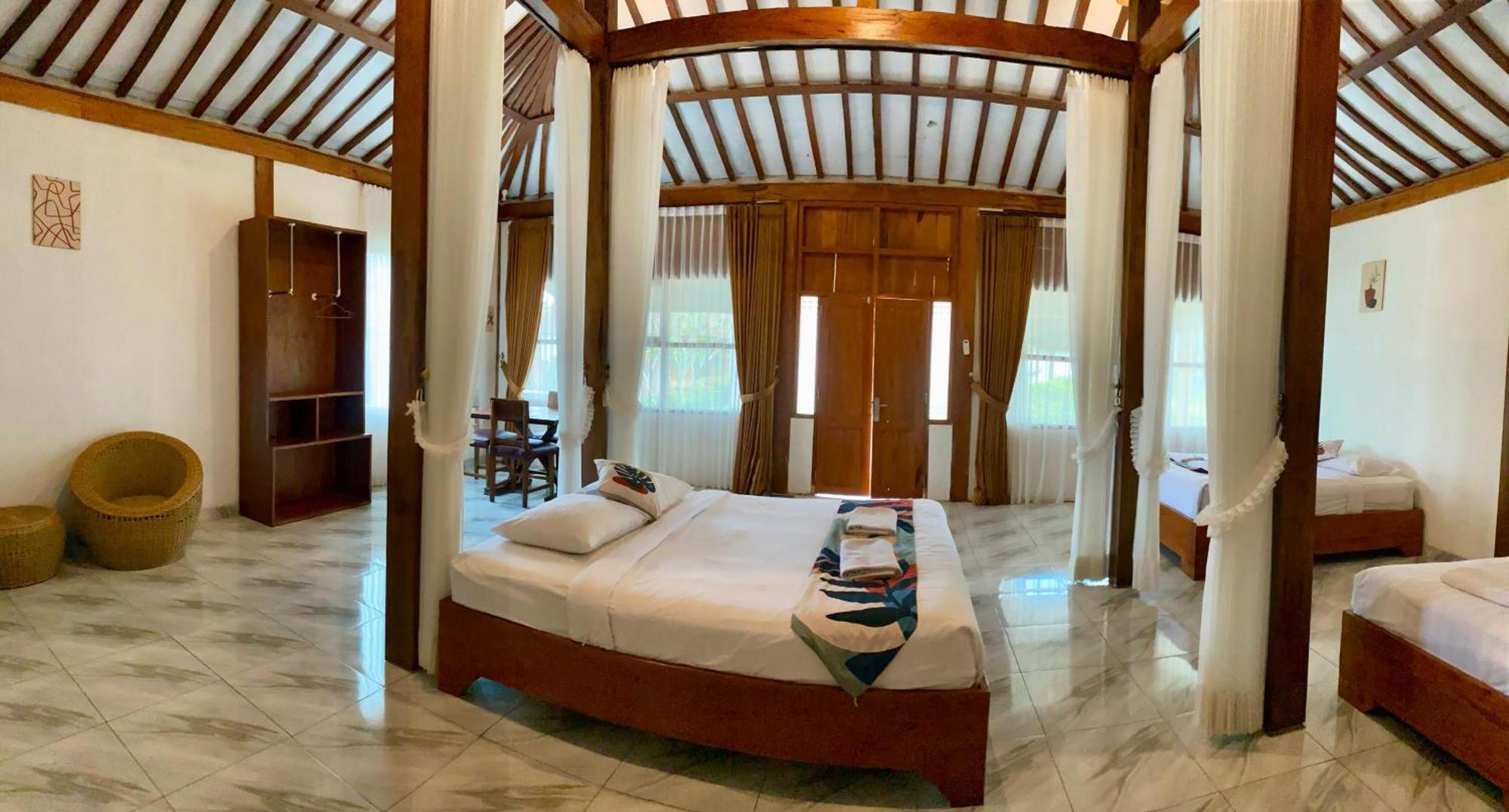 Kampoeng Joglo Ijen Villa Banyuwangi  Exterior photo