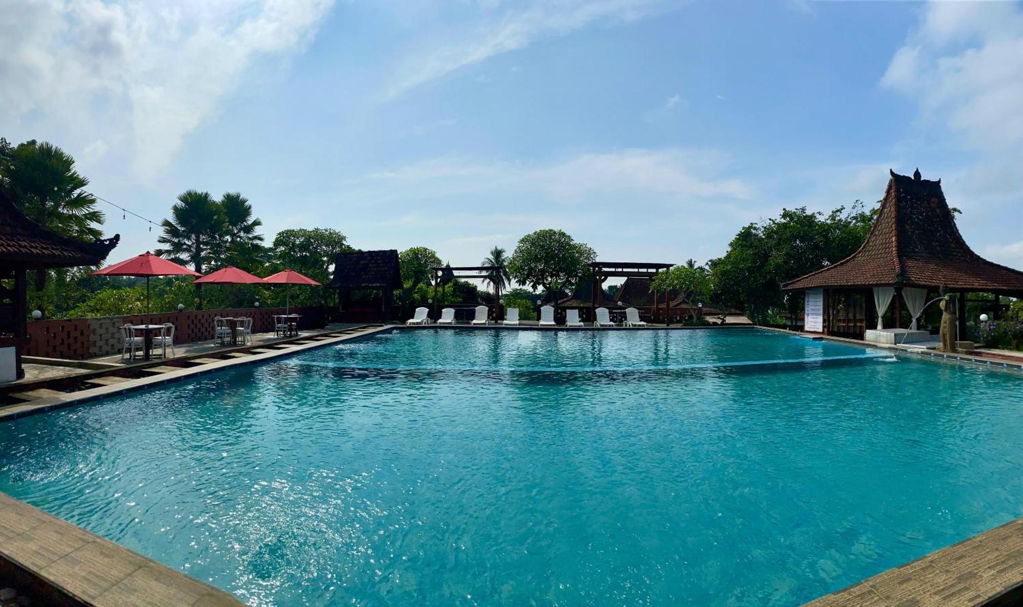 Kampoeng Joglo Ijen Villa Banyuwangi  Exterior photo